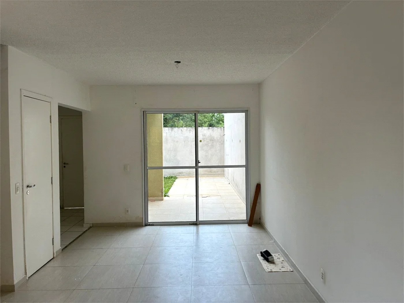 Casa à venda com 3 quartos no condomínio Bosques da Vila - Casa 3° Fase, Cotia - SP