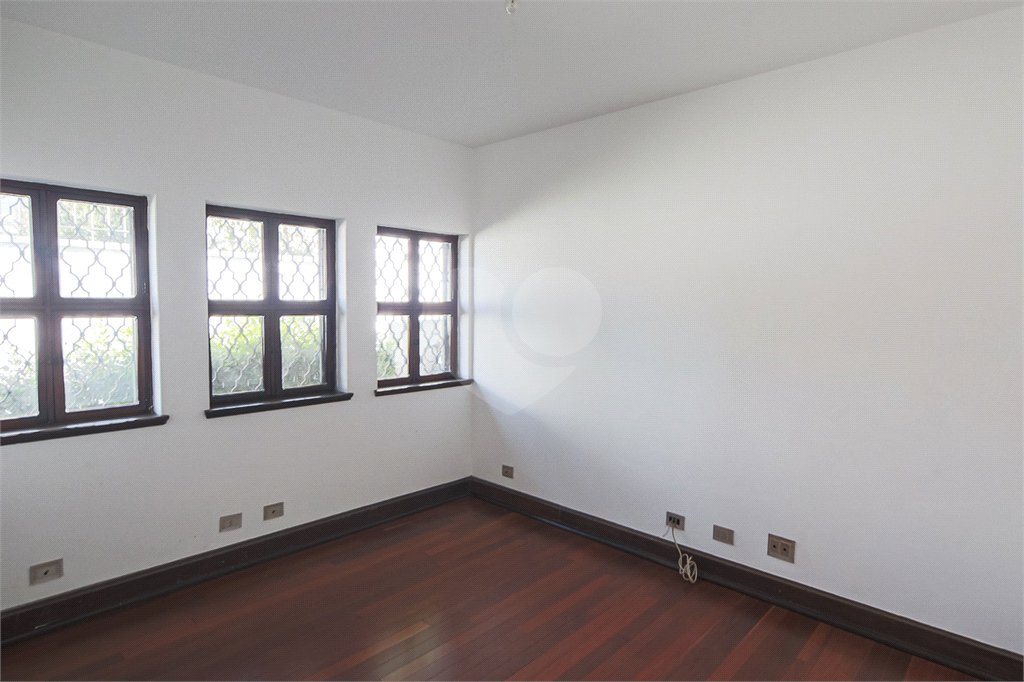Casa Térrea à venda ou para alugar com 4 quartos, sendo 3 suítes, em Alto da Boa Vista, São Paulo, SP