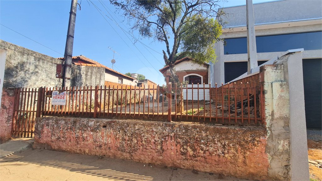 Terreno à venda em Vila Hungria, Itapetininga, SP