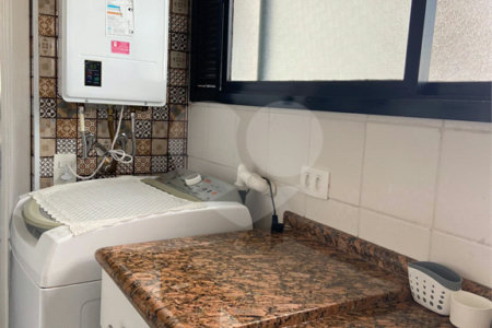 Apartamento à venda com 3 quartos, sendo 1 suíte, em Vila Paulicéia, São Paulo, SP
