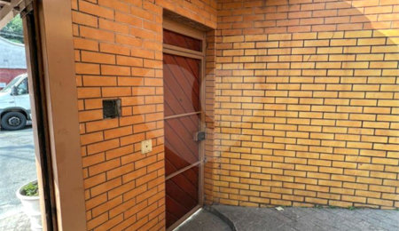 Casa à venda com 4 quartos, sendo 2 suítes,  em Carandiru, São Paulo, SP