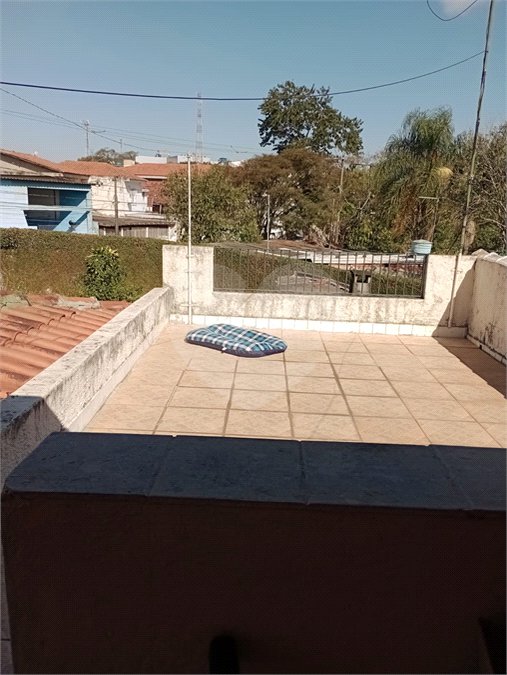 Casa à venda ou para alugar com 6 quartos, sendo 2 suítes, em Parque São George, Cotia, SP