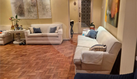 Apartamento à venda com 2 quartos, sendo 1 suíte,  em Copacabana, Rio de Janeiro, RJ