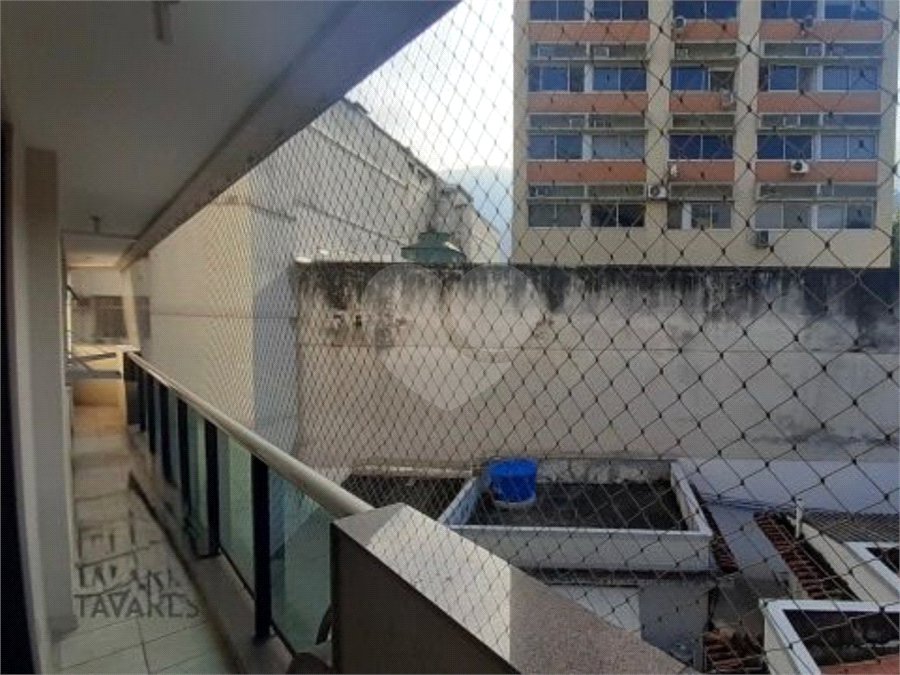 Apartamento à venda com 3 quartos, sendo 1 suíte,  em Lagoa, Rio de Janeiro, RJ