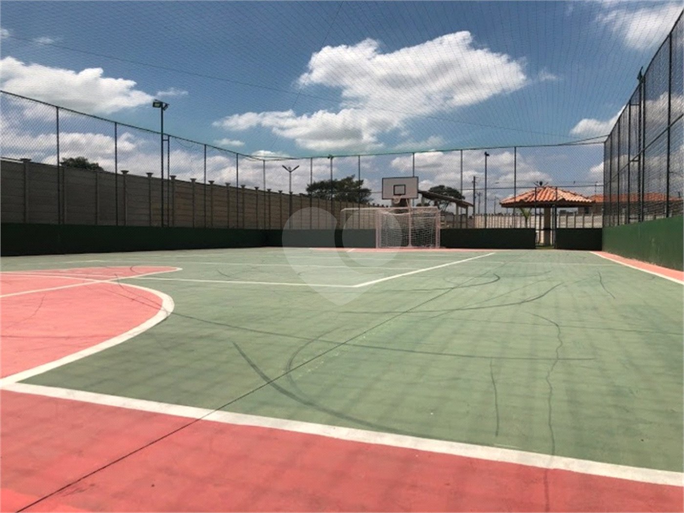 Casa à venda com 3 quartos, sendo 1 suíte,  no condomínio Vila Ytu, Indaiatuba - SP