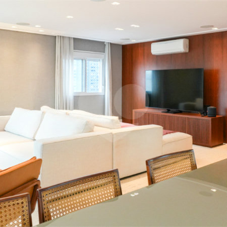 Apartamento à venda com 3 suítes em Brooklin, São Paulo, SP