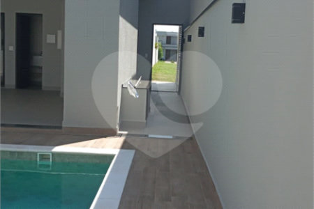 Casa à venda com 3 suítes no condomínio Jardim Residencial Dona Lucilla, Indaiatuba - SP