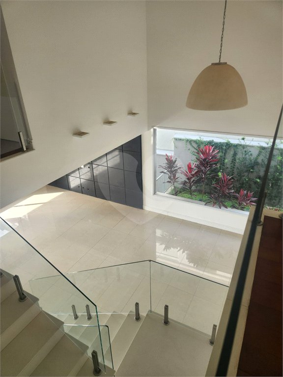Casa à venda ou para alugar com 4 suítes no condomínio Residencial Jaguary, São José dos Campos - SP