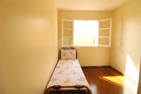 Sobrado à venda com 3 quartos, sendo 1 suíte,  em Jardim Prudência, São Paulo, SP