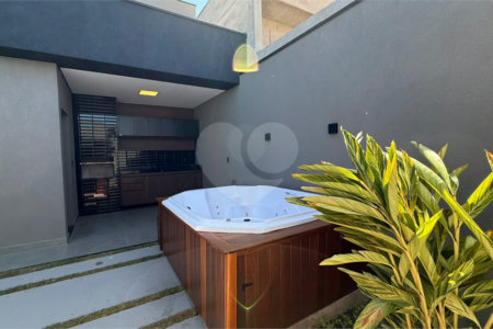 Casa à venda com 3 quartos, sendo 1 suíte, em Jardim Bom Sucesso, Indaiatuba, SP