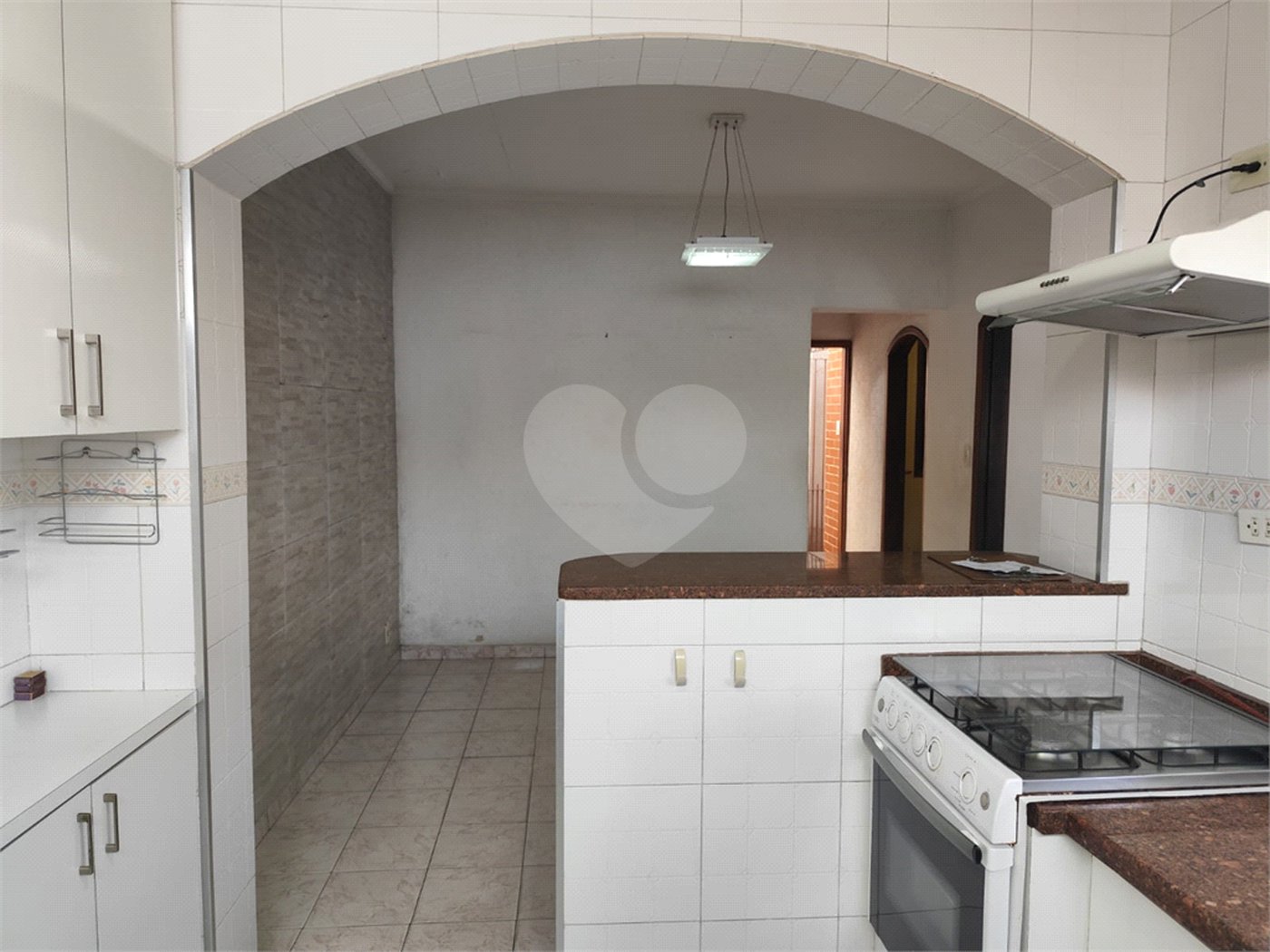 Sobrado à venda com 2 quartos em Vila Nivi, São Paulo, SP
