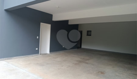 Casa à venda com 3 suítes no condomínio Altos de São Roque, São Roque - SP