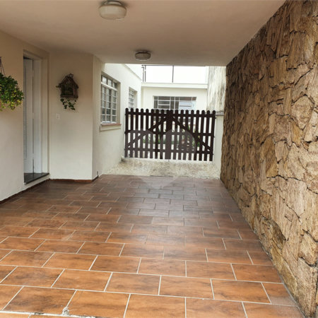 Casa à venda com 3 quartos, sendo 1 suíte, em Santo Amaro, São Paulo, SP