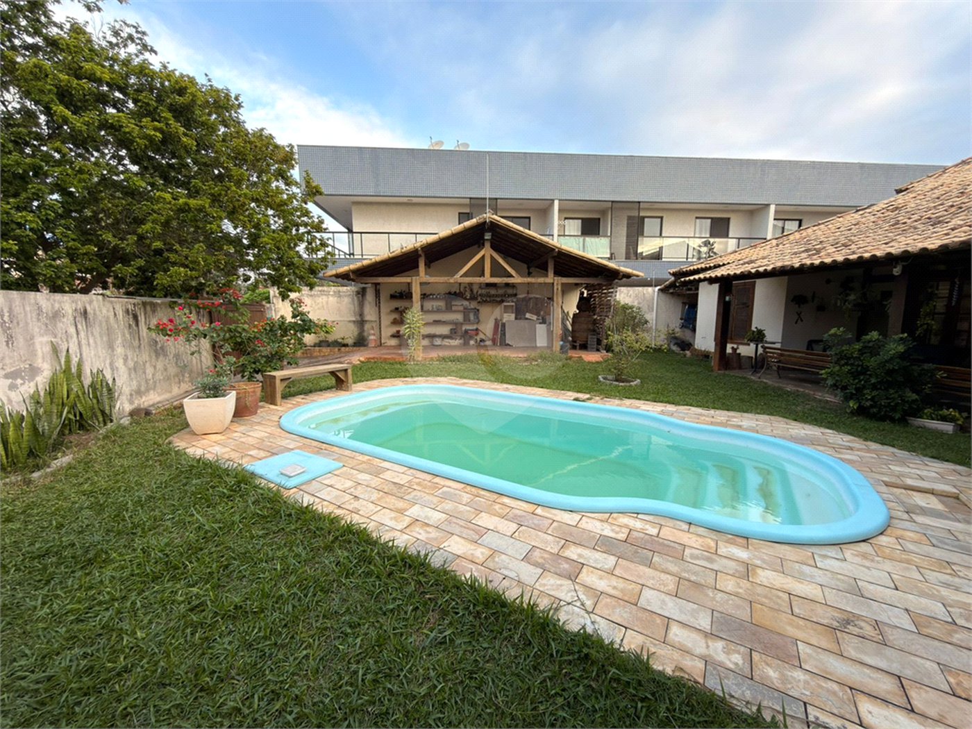 Casa à venda com 3 suítes em Portinho, Cabo Frio, RJ