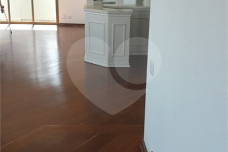 Apartamento à venda ou para alugar com 5 quartos, sendo 3 suítes, em Tatuapé, São Paulo, SP