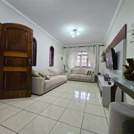 Sobrado à venda com 3 suítes em Chora Menino, São Paulo, SP