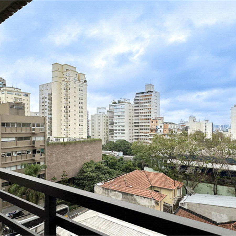 Apartamento à venda ou para alugar com 2 suítes em Cerqueira César, São Paulo, SP
