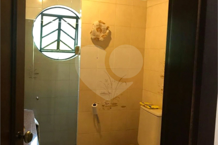 Sobrado à venda com 5 quartos, sendo 1 suíte, em Roseira, Mairiporã, SP