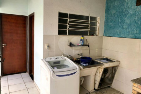 Casa à venda com 3 quartos, sendo 1 suíte, em Vila Jardini, Sorocaba, SP