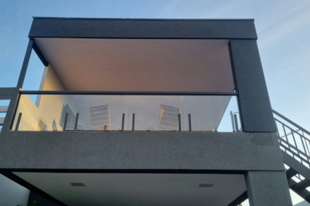 Sobrado à venda com 3 quartos, sendo 1 suíte,  em Jardim Alvorada, Três Lagoas, MS