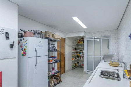 Apartamento à venda com 3 quartos, sendo 1 suíte, em Vila Anastácio, São Paulo, SP