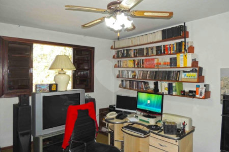 Casa de Vila à venda com 4 quartos, sendo 2 suítes, em Jardim dos Estados, São Paulo, SP
