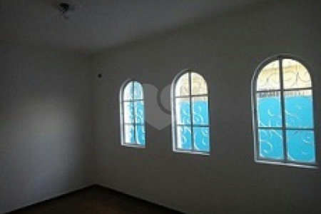 Sobrado à venda com 3 quartos, sendo 1 suíte, em Vila Gustavo, São Paulo, SP