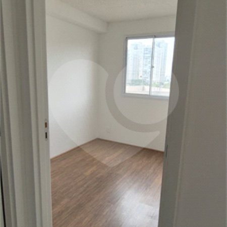 Apartamento à venda com 2 quartos em Parque Industrial Tomas Edson, São Paulo, SP