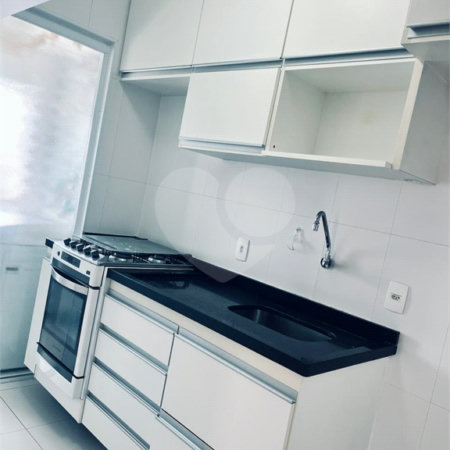 Apartamento à venda com 2 quartos em Parque Maria Domitila, São Paulo, SP