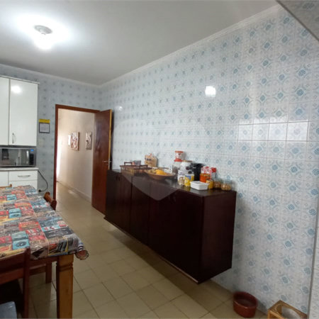 Sobrado à venda com 3 quartos em Jardim Regina, São Paulo, SP