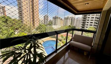 Apartamento à venda com 4 suítes em Vila Andrade, São Paulo, SP