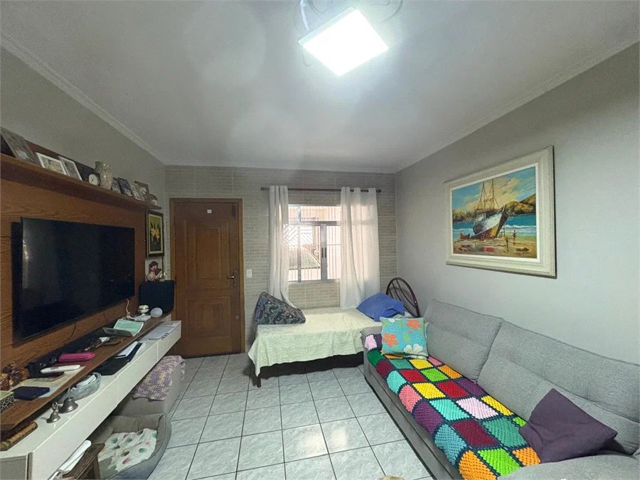 Sobrado à venda com 2 quartos em Ferreira, São Paulo, SP