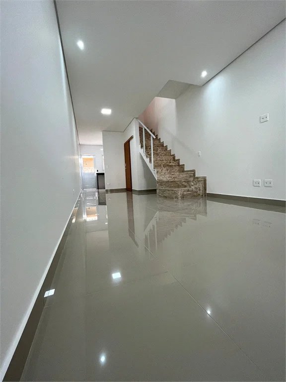 Sobrado à venda com 3 quartos, sendo 1 suíte, em Jardim Catanduva, São Paulo, SP