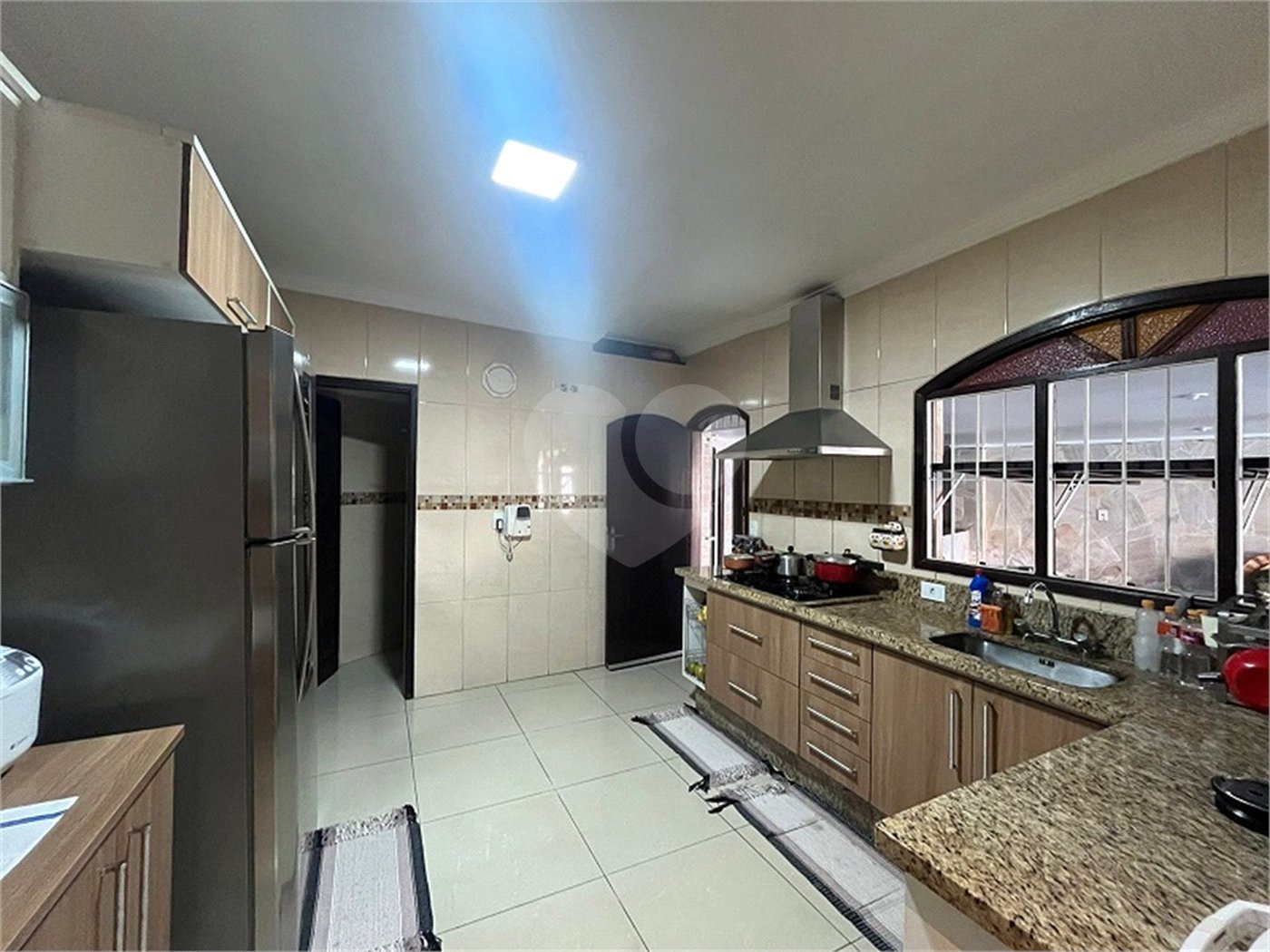 Casa com piscina disponivel para venda com 250m² - Jardim Paris / SP