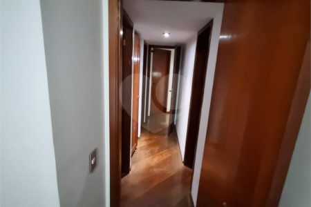Apartamento à venda com 3 quartos, sendo 1 suíte, em Indianópolis, São Paulo, SP
