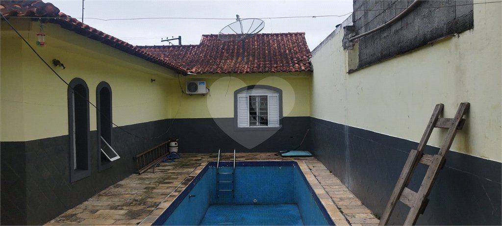 Casa à venda com 3 quartos, sendo 1 suíte, em Jardim Ikeda, Suzano, SP