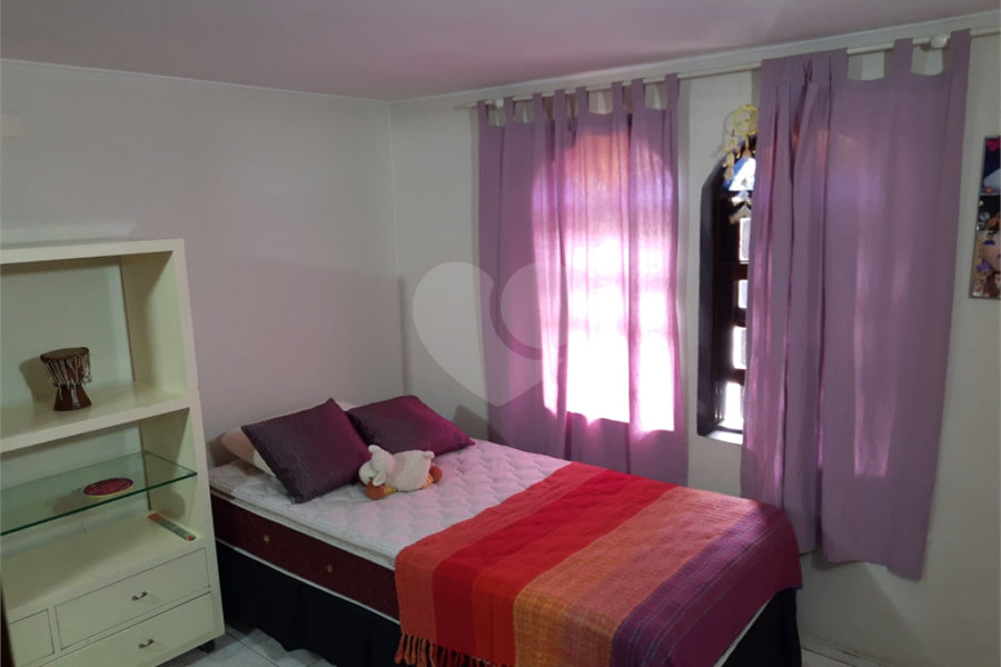 Sobrado à venda com 3 quartos, sendo 1 suíte, em Tremembé, São Paulo, SP