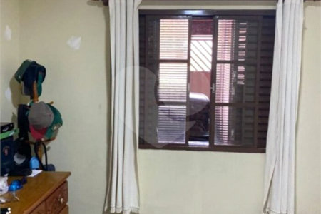 Casa de Vila à venda com 2 quartos, sendo 1 suíte, em Jardim Karolyne, Votorantim, SP