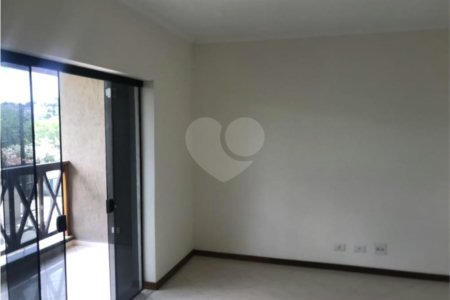 Casa à venda com 4 suítes em Nova Gardênia, Atibaia, SP