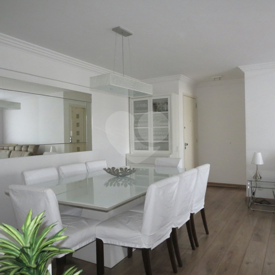 Apartamento à venda com 3 quartos, sendo 1 suíte, em Tatuapé, São Paulo, SP