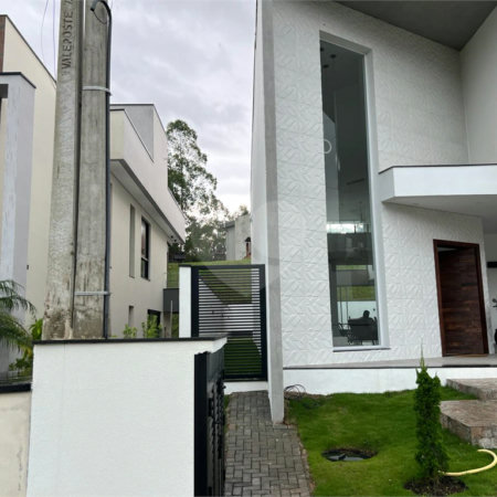 Casa à venda com 4 quartos, sendo 3 suítes,  no condomínio Mosaico Essence - Fase 1, Mogi das Cruzes - SP