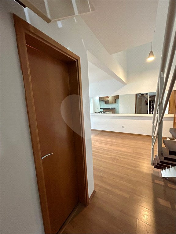 Duplex à venda com 2 quartos em Moema, São Paulo, SP