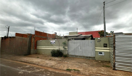 Casa à venda com 2 quartos em Residencial Ponta Porã I, Ponta Porã, MS