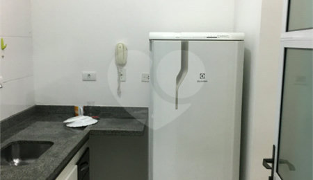 Apartamento à venda com 3 quartos, sendo 1 suíte,  em Parque Residencial Aquarius, São José dos Campos, SP