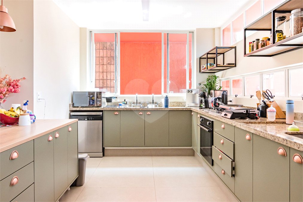 Casa à venda com 4 suítes no condomínio Residencial Chácara Monte Alegre, São Paulo - SP