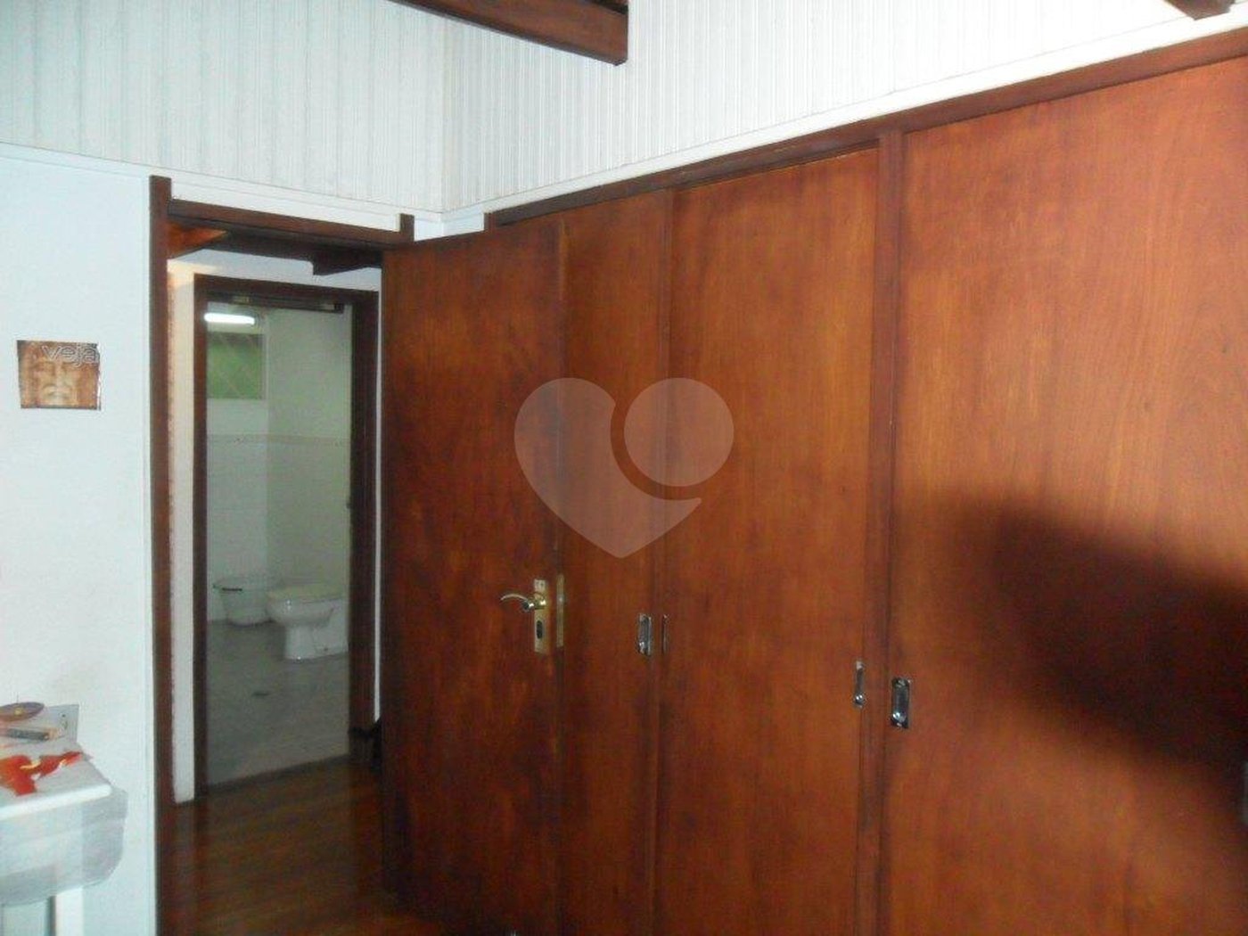 Sobrado à venda com 3 quartos, sendo 1 suíte, em Vila Albertina, São Paulo, SP