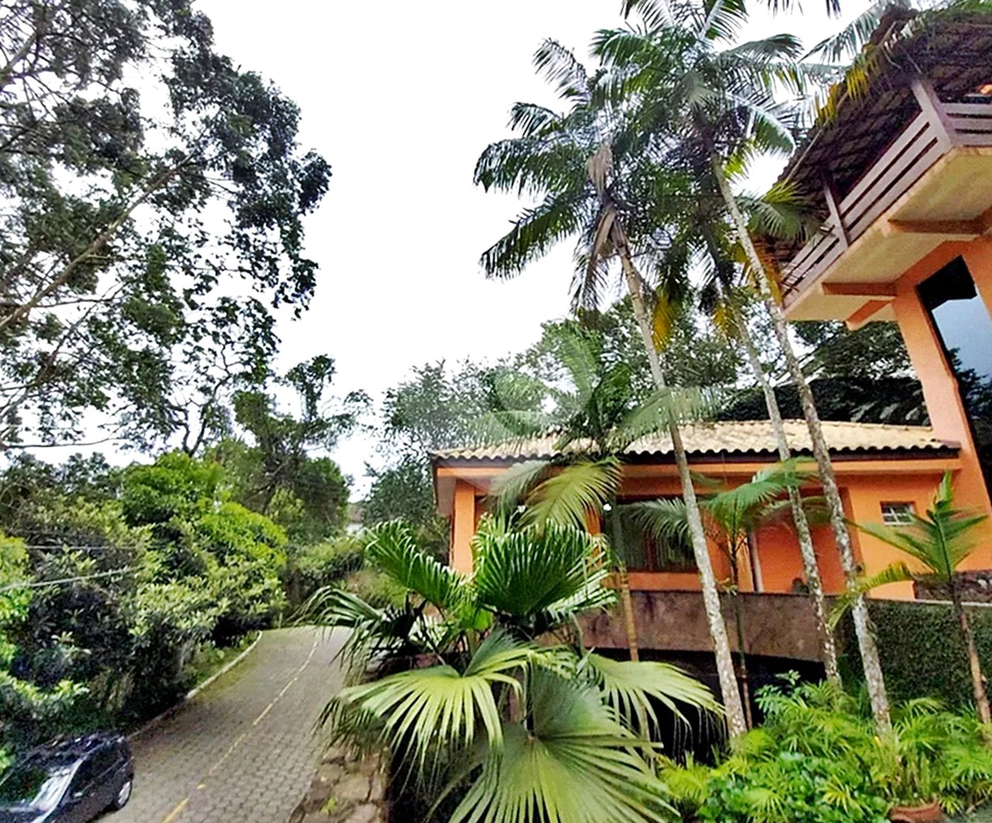 Casa à venda com 4 quartos, sendo 2 suítes, no condomínio Parque Imperial da Cantareira, Mairiporã - SP