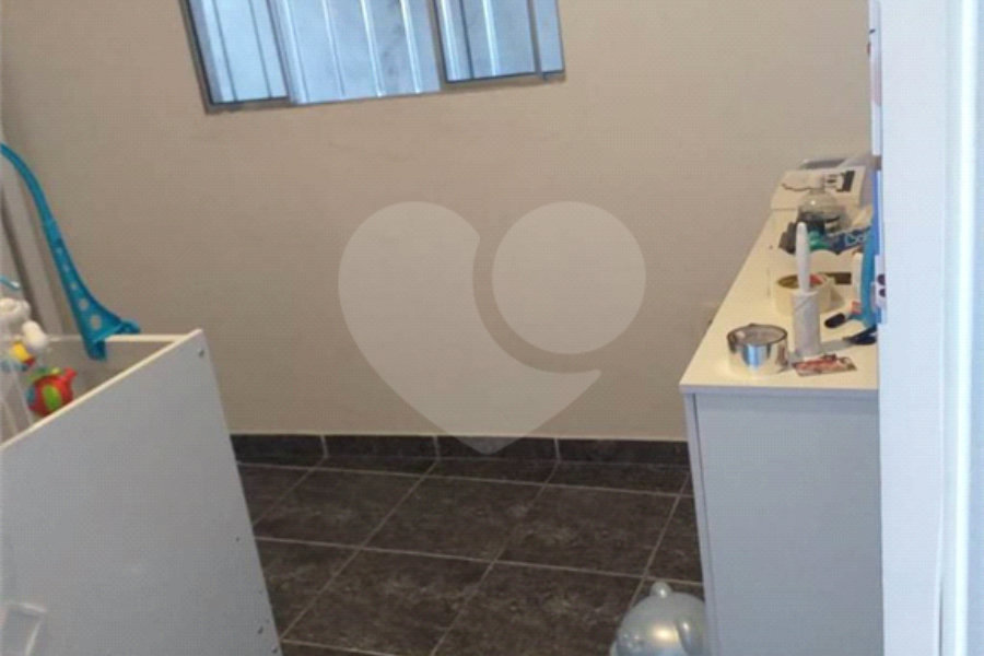 Sobrado à venda com 5 quartos, sendo 1 suíte, em Tremembé, São Paulo, SP
