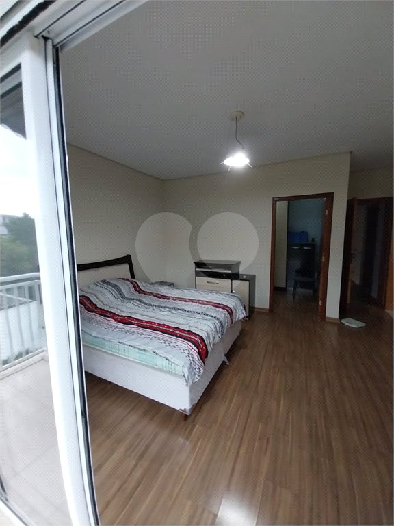 Casa à venda com 3 quartos, sendo 1 suíte, no condomínio Mosaico da Serra, Mogi das Cruzes - SP