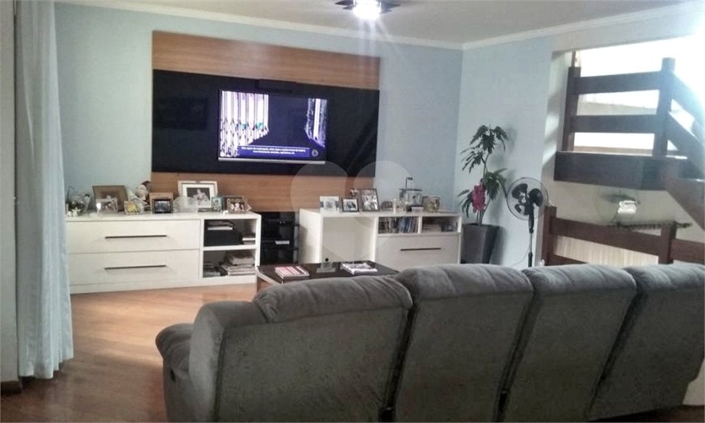 Sobrado à venda com 6 quartos, sendo 4 suítes, em Tucuruvi, São Paulo, SP